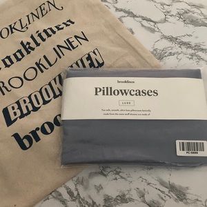 Brooklinen Luxe Standard Pillowcases in Bluestone